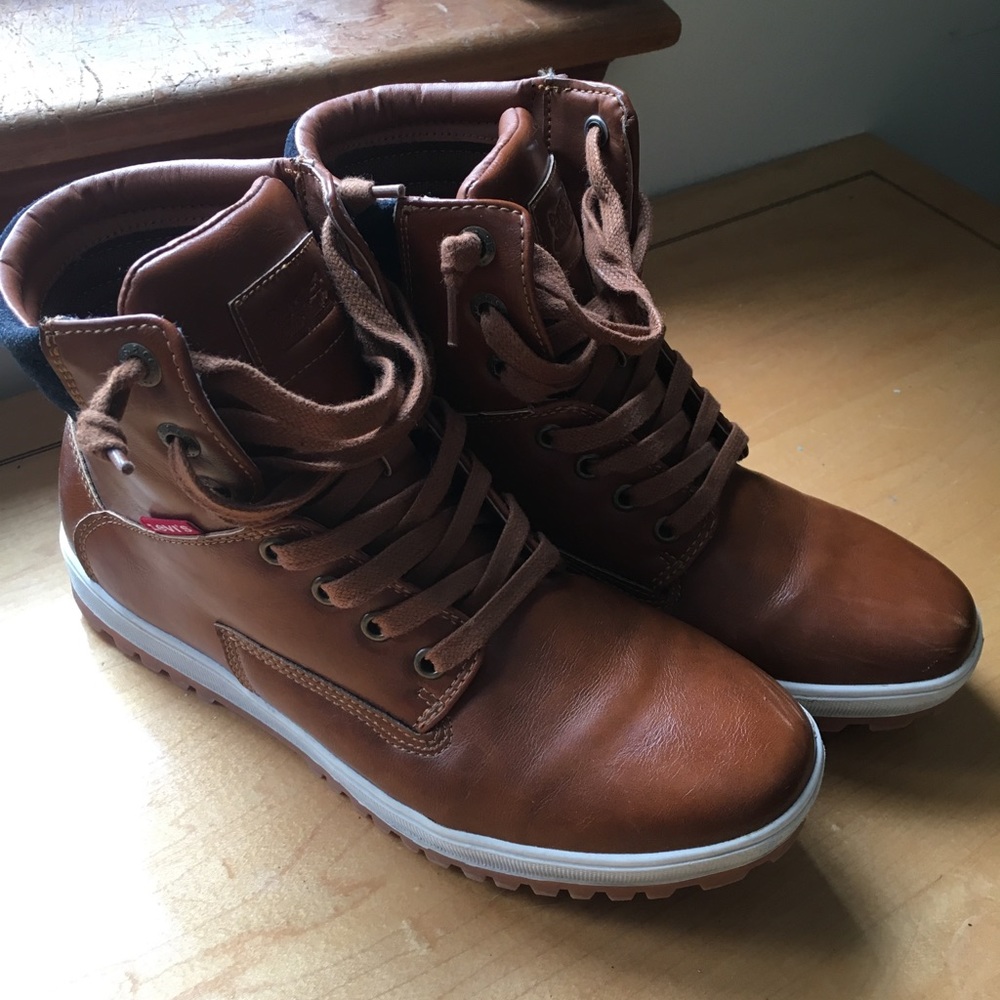Mens Levis Boots Size 7.5